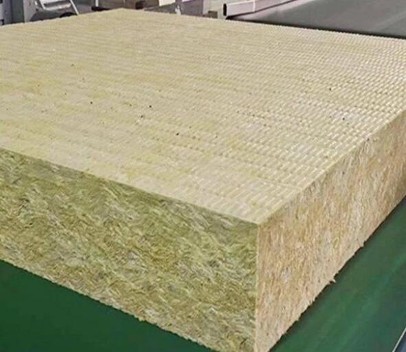 襄陽遠(yuǎn)大生產(chǎn)的外墻巖棉板保溫性能怎么樣？