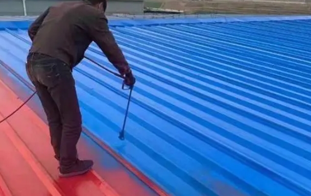 揭秘！為何隨處可見的彩鋼瓦突然遭拆？不拆后果嚴(yán)重！