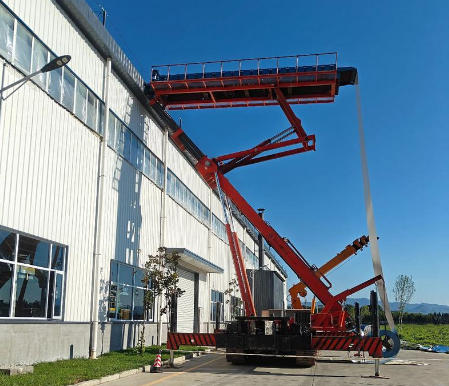 不同建筑場景如何選湖北遠(yuǎn)大彩鋼高空壓瓦設(shè)備？需關(guān)注哪些參數(shù)？